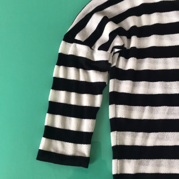 Cute Vero Moda striped top with gold zipper - Picture 5 of 7